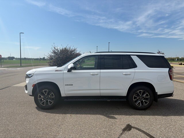 2022 Chevrolet Tahoe Z71 photo 2
