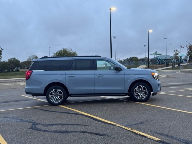 Used 2018 Ford Expedition Limited with VIN 1FMJK2AT4JEA11490 for sale in Marshall, Minnesota