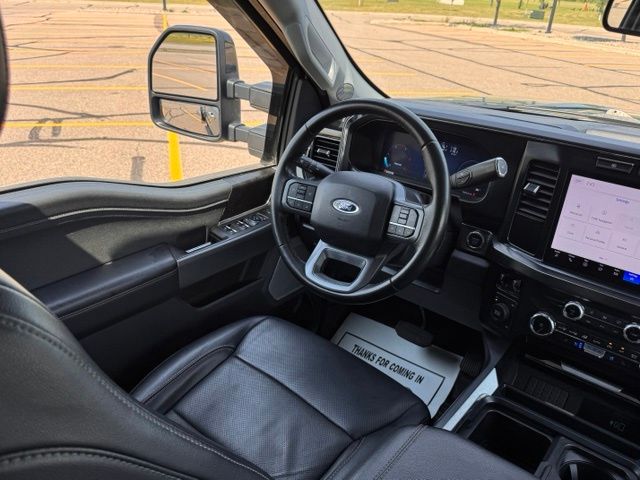 2024 Ford F-450 Super Duty Chassis Cab Lariat - Photo 15