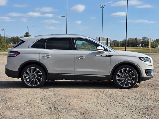 Used 2020 Lincoln Nautilus Reserve with VIN 2LMPJ8K95LBL31083 for sale in Marshall, Minnesota