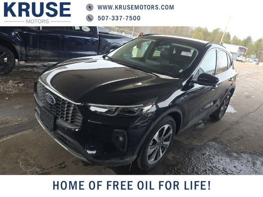 2025 Ford Escape Platinum