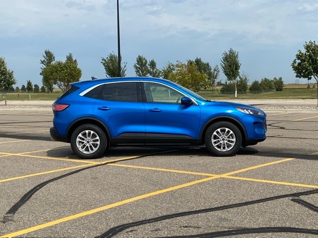 Used 2021 Ford Escape SE with VIN 1FMCU9G65MUB08561 for sale in Marshall, MN