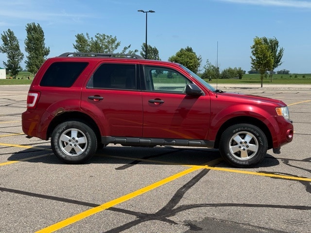Used 2012 Ford Escape XLT with VIN 1FMCU9DGXCKB31681 for sale in Marshall, Minnesota