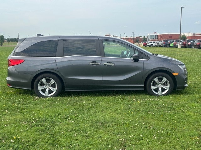 Used 2018 Honda Odyssey EX-L with VIN 5FNRL6H70JB072645 for sale in Marshall, Minnesota