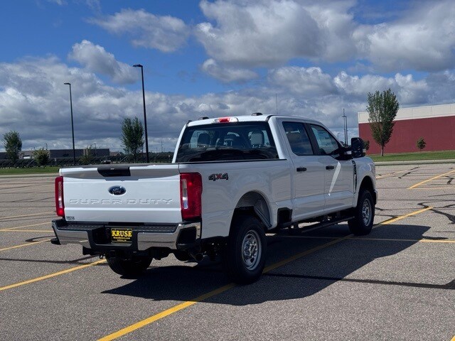 2026 Ford F-250 XL photo 2