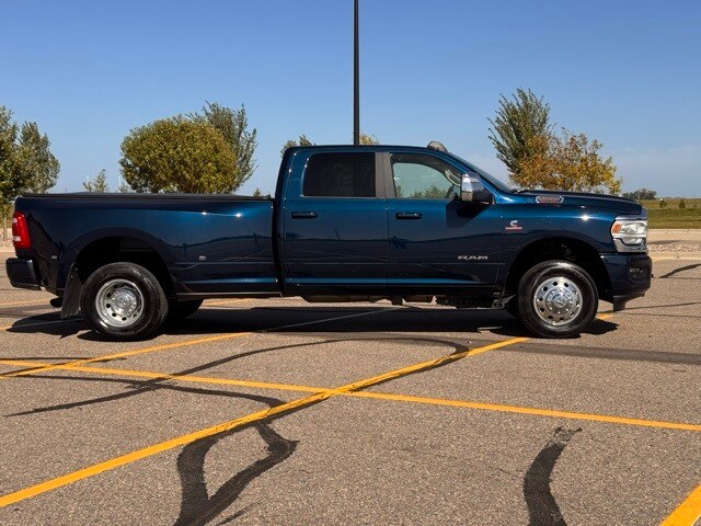 2024 Ram 3500 Laramie photo 2