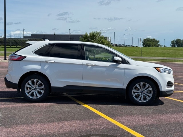 Used 2020 Ford Edge Titanium with VIN 2FMPK4K97LBA76650 for sale in Marshall, Minnesota