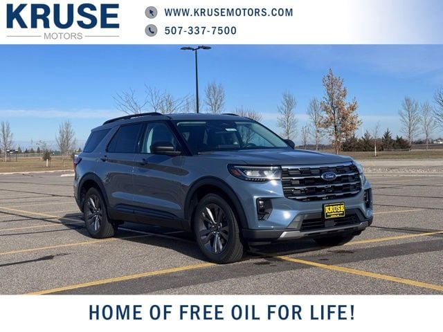 2026 Ford Explorer Active's photo