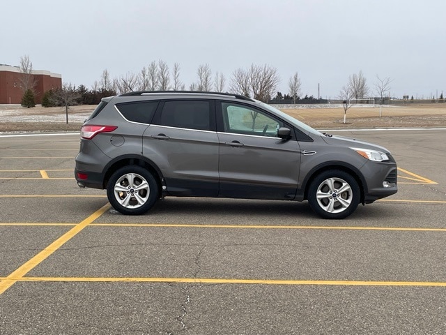 Used 2014 Ford Escape SE with VIN 1FMCU9GXXEUC45313 for sale in Marshall, Minnesota