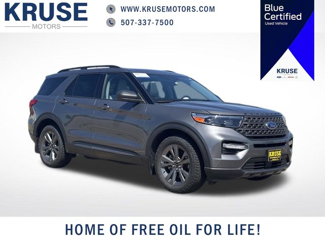 2021 Ford Explorer XLT 4WD's photo