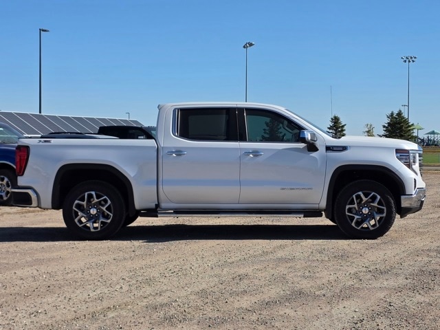 Used 2023 GMC Sierra 1500 SLT with VIN 3GTUUDE83PG303436 for sale in Marshall, Minnesota