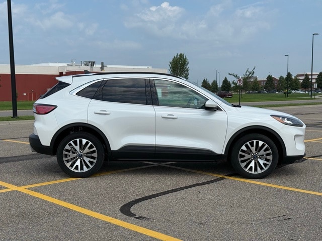 Used 2022 Ford Escape Titanium with VIN 1FMCU9J93NUA76701 for sale in Marshall, Minnesota