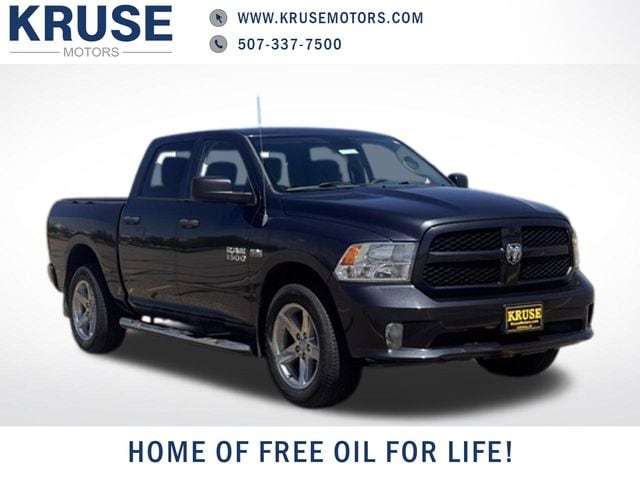 2014 RAM 1500 Express 4x4 Crew Cab's photo