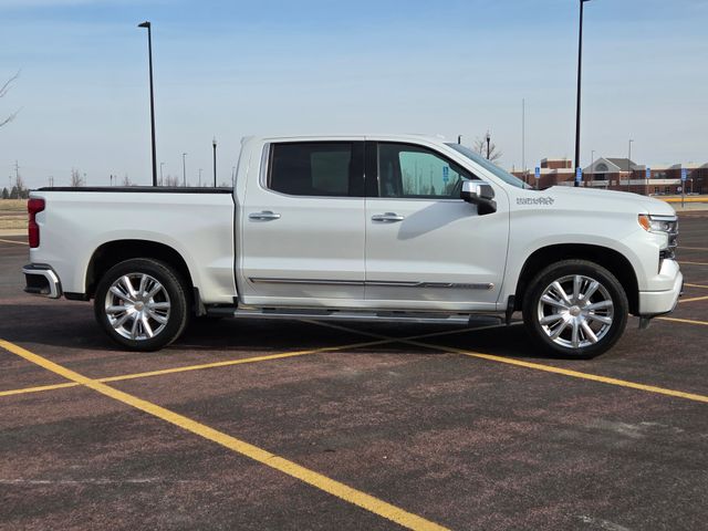 Used 2025 Chevrolet Silverado 1500 High Country with VIN 1GCUKJED6SZ105511 for sale in Marshall, Minnesota