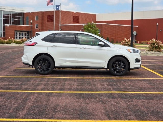 Used 2024 Ford Edge ST-Line with VIN 2FMPK4J97RBA65481 for sale in Marshall, MN