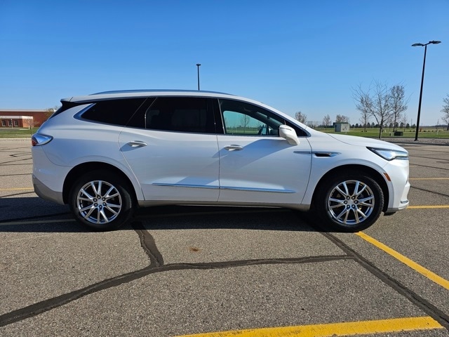 Used 2022 Buick Enclave Premium with VIN 5GAEVBKW2NJ167256 for sale in Marshall, Minnesota