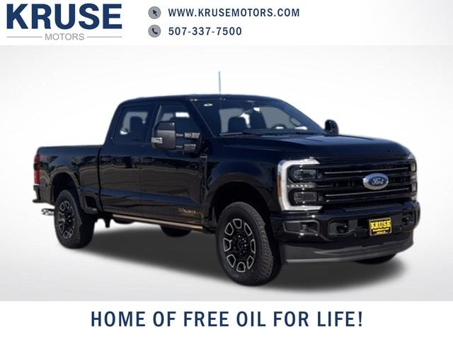 2026 Ford F-250 Platinum 4x4 Crew Cab 8' Box's photo