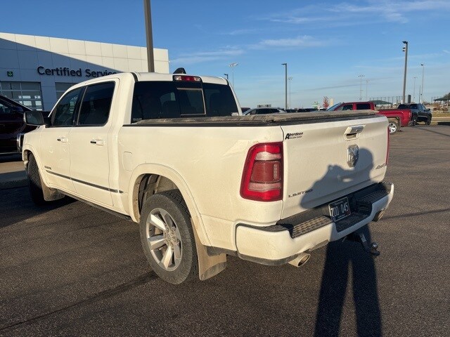 2022 Ram 1500 Limited photo 2