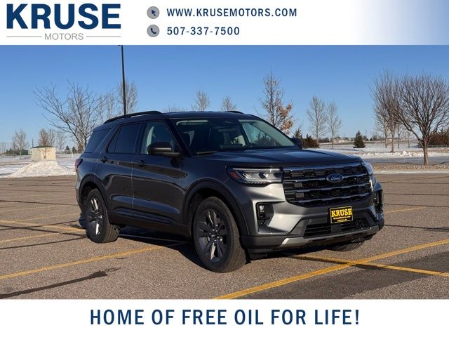 2026 Ford Explorer Active's photo