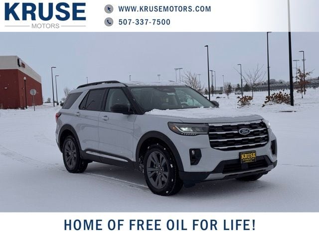 2025 Ford Explorer Active's photo
