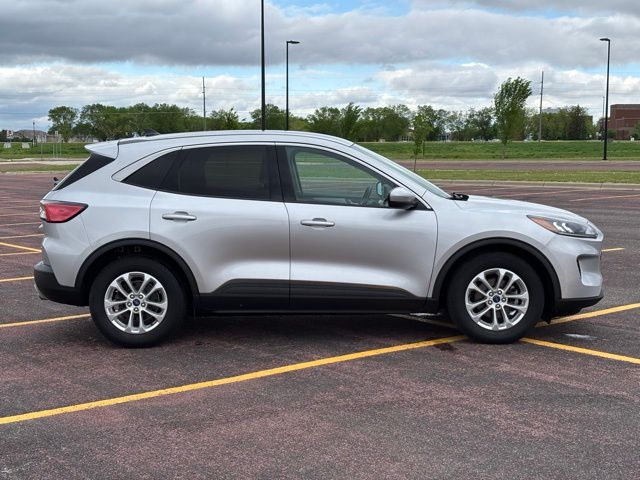 Used 2020 Ford Escape SE with VIN 1FMCU0G62LUB13274 for sale in Marshall, Minnesota