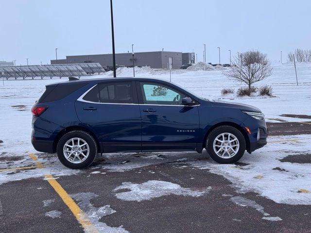 Used 2022 Chevrolet Equinox LT with VIN 3GNAXKEVXNL156032 for sale in Marshall, Minnesota