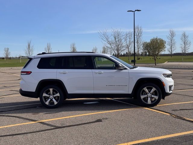 Used 2021 Jeep Grand Cherokee L Limited with VIN 1C4RJKBG9M8195162 for sale in Marshall, Minnesota