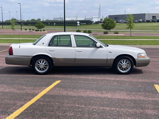 Used 2005 Mercury Grand Marquis GS with VIN 2MEFM74WX5X641170 for sale in Marshall, MN