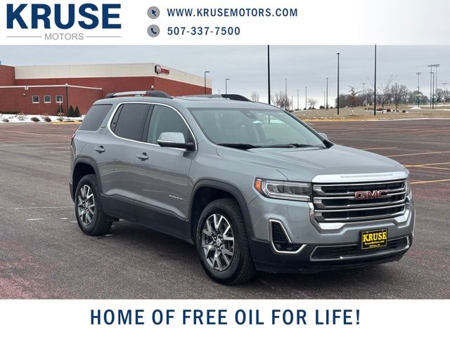 2023 GMC Acadia SLT's photo