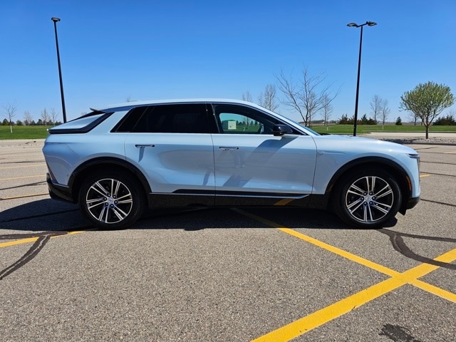Used 2024 Cadillac LYRIQ Luxury 1 with VIN 1GYKPPRL1RZ105725 for sale in Marshall, Minnesota