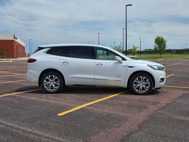 Used 2020 Buick Enclave Avenir with VIN 5GAEVCKW8LJ135365 for sale in Marshall, Minnesota