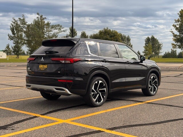 2022 Mitsubishi Outlander SE 2.5 S-AWC photo 2