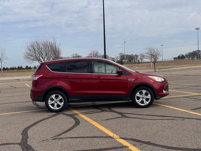 Used 2013 Ford Escape SE with VIN 1FMCU9GX2DUB56978 for sale in Marshall, Minnesota