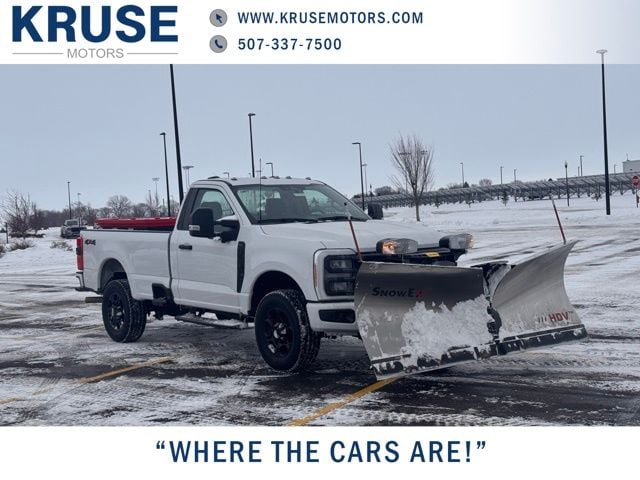 2023 Ford F-350 Super Duty XL's photo