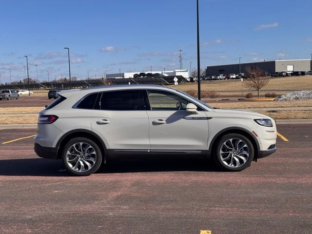 Used 2022 Lincoln Nautilus Reserve with VIN 2LMPJ8K96NBL00542 for sale in Marshall, Minnesota