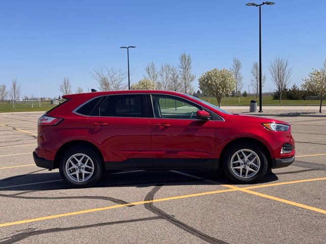 Used 2022 Ford Edge SEL with VIN 2FMPK4J95NBB17605 for sale in Marshall, Minnesota