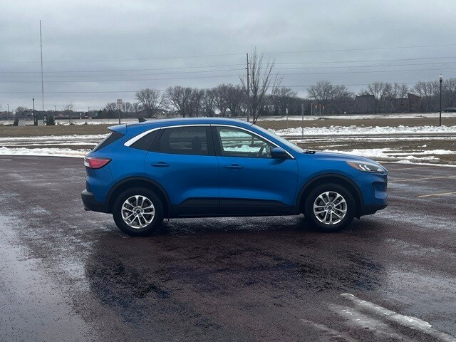 Used 2021 Ford Escape SE with VIN 1FMCU9G65MUB08561 for sale in Marshall, Minnesota