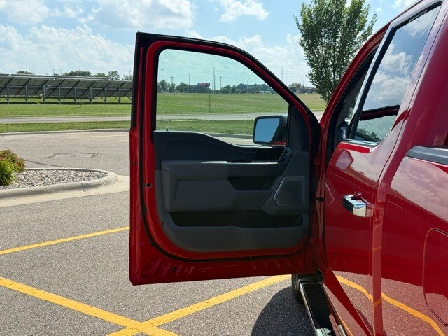 2022 Ford F-150 Lariat photo 4