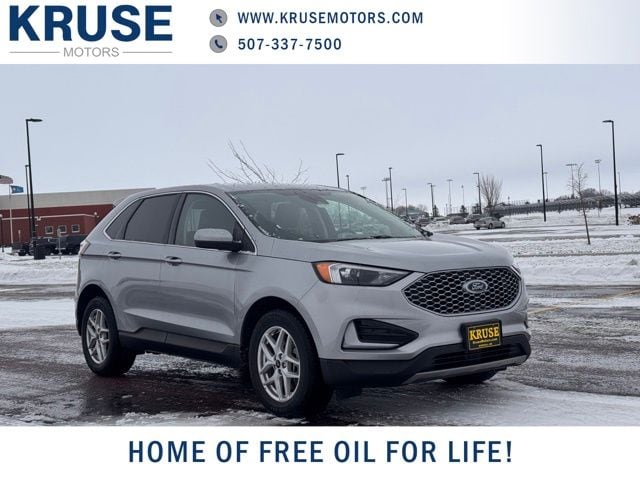 2024 Ford Edge SEL's photo