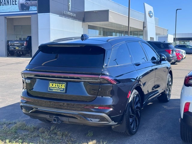 Used 2024 Lincoln Nautilus Reserve with VIN 5LMPJ8KA4RJ854943 for sale in Marshall, Minnesota