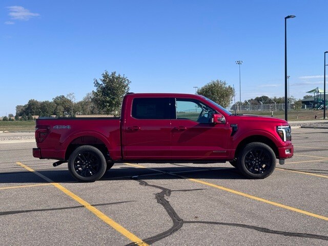 2025 Ford F-150 Platinum photo 2