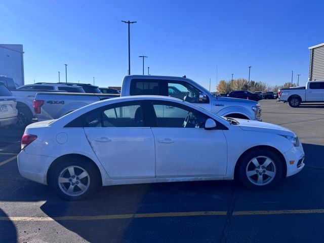 Used 2016 Chevrolet Cruze Limited 1LT with VIN 1G1PE5SB6G7105163 for sale in Marshall, Minnesota