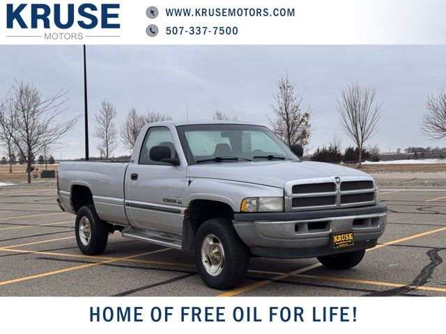 2001 Dodge Ram Pickup SLT's photo