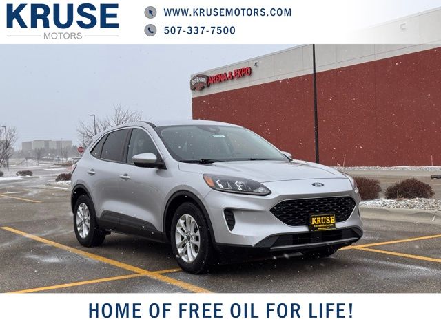 2020 Ford Escape SE's photo
