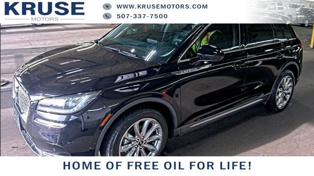 2022 Lincoln Corsair Base's photo