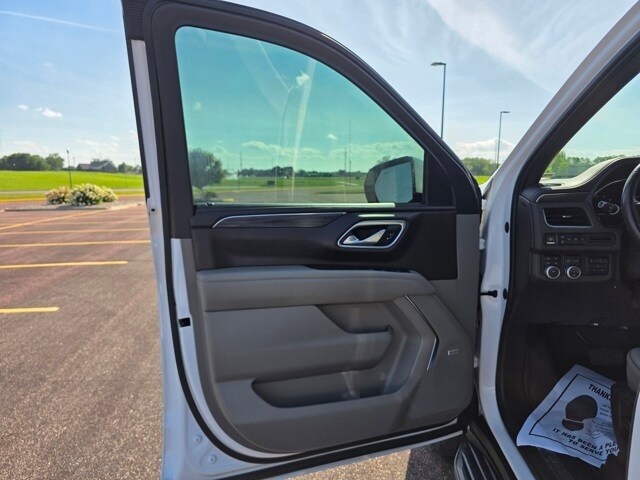 2022 Gmc Yukon XL SLT photo 4