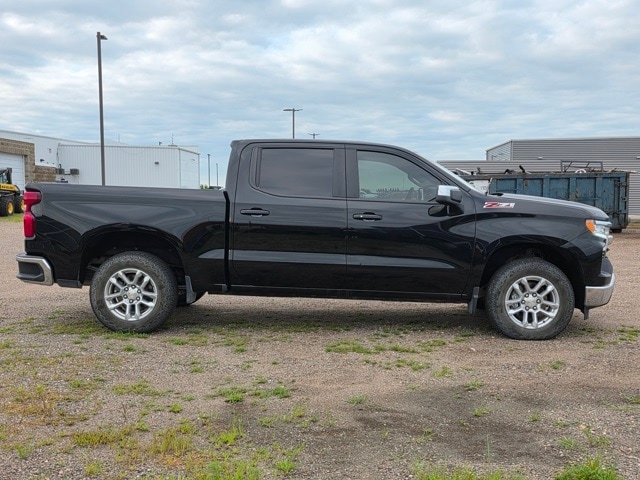 Used 2023 Chevrolet Silverado 1500 LT with VIN 2GCUDDED2P1131759 for sale in Marshall, Minnesota