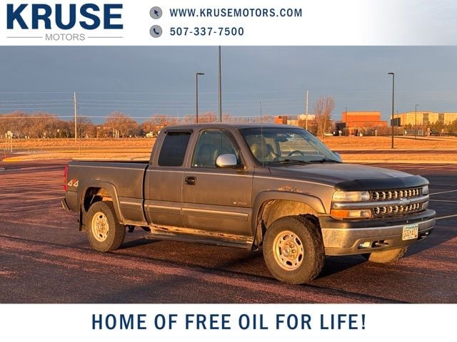 2000 Chevrolet Silverado LT's photo