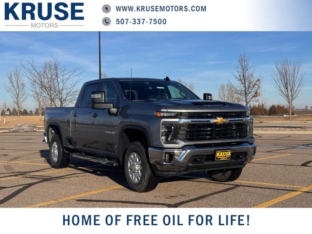 2024 Chevrolet Silverado 3500HD LT's photo