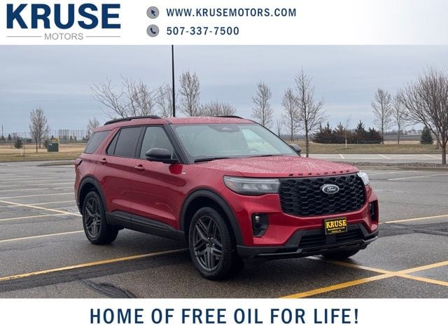 2026 Ford Explorer ST-LINE 4WD's photo